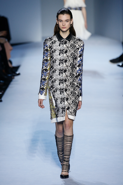 Giambattista Valli Fall/Winter 2016 at PFW