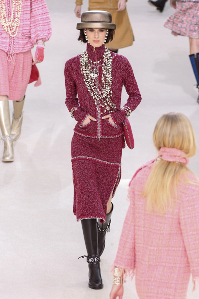 Chanel Fall/Winter 2016 at PFW