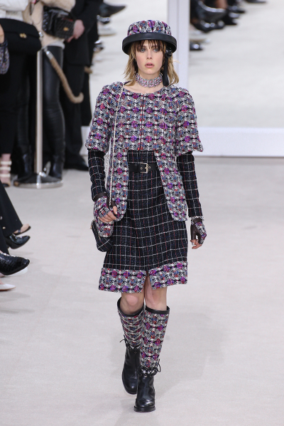 Chanel Fall/Winter 2016 at PFW