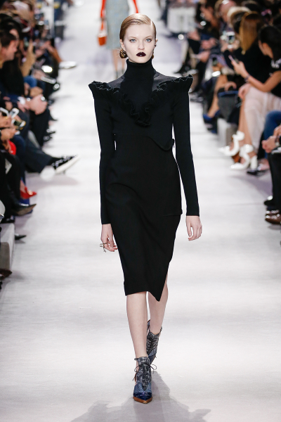 Christian Dior Fall/Winter 2016 at PFW