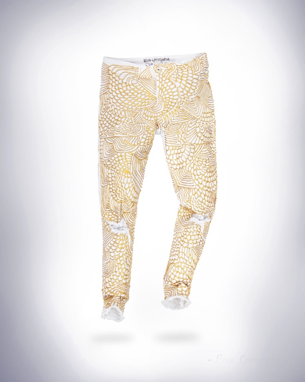 Johny Dar is proud to present ‘Jeans for Refugees’ on the runway at New York Fashion Week