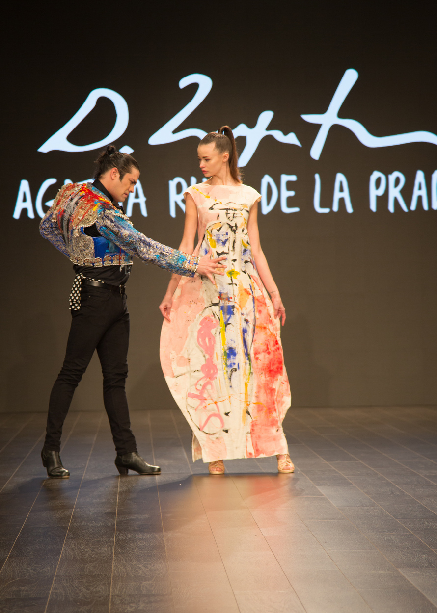 Domingo Zapata y Agatha Ruiz de la Prada realizan exitosa colaboración de moda en Los Ángeles Fashion Week