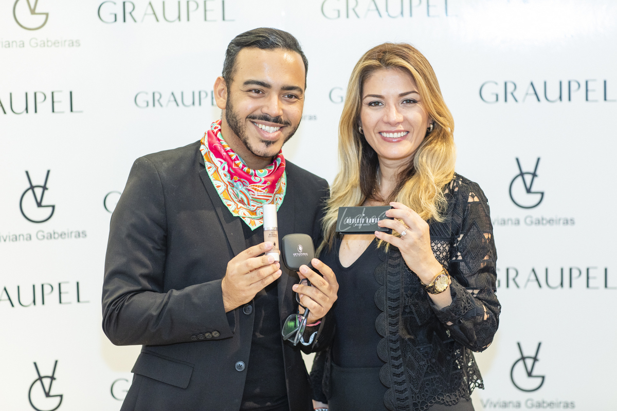 Viviana Gabeiras and friends celebrate Women’s History Month with fashion experience at Graupel Store