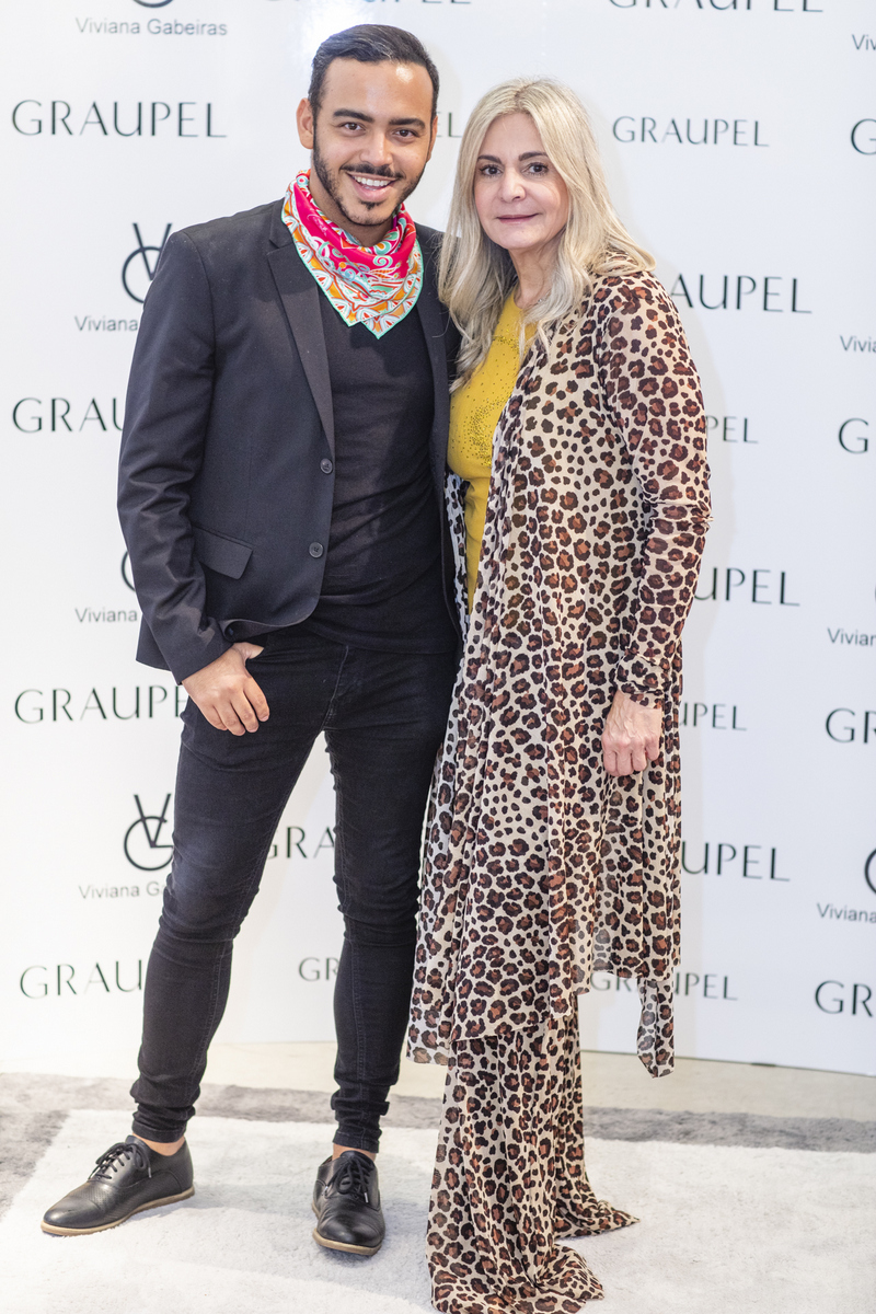 Viviana Gabeiras and friends celebrate Women’s History Month with fashion experience at Graupel Store