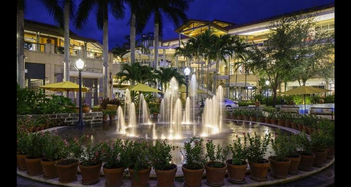 Shops at Merrick Park and Coral Gables Community Foundation present inaugural ‘Shop and Stroll’ benefit event