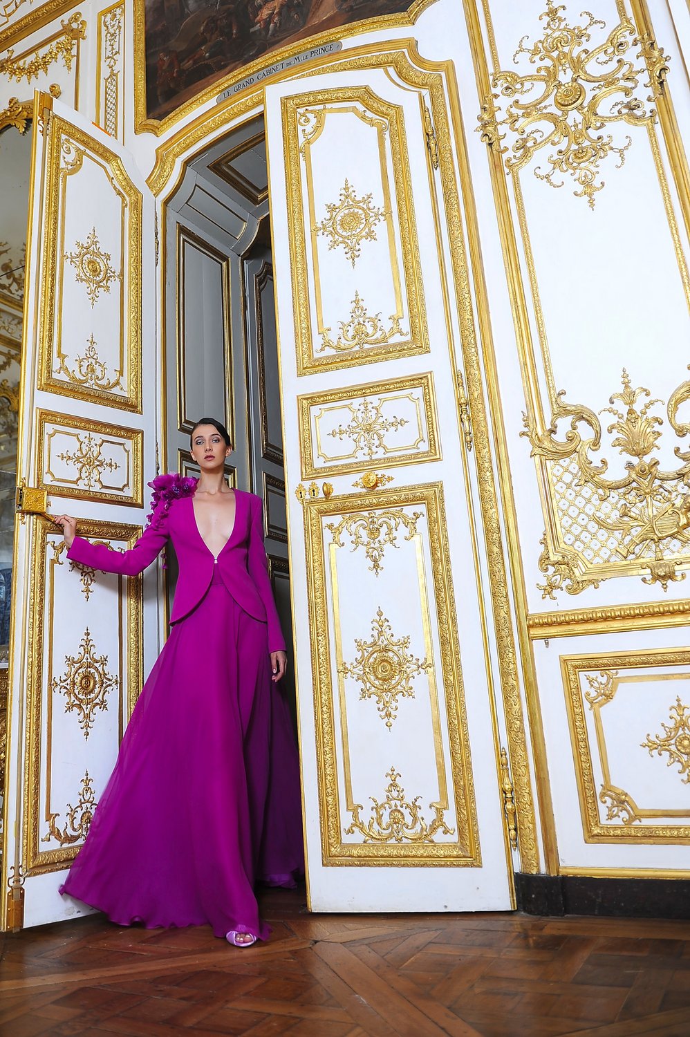 Paris Haute Couture Fashion Week: LA MÉTAMORPHOSE Couture Collection Fall Winter 2021-2022