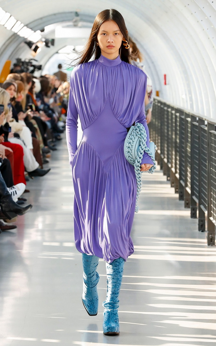 Stella McCartney | The Winter 2022 runway show: Stella by Stella