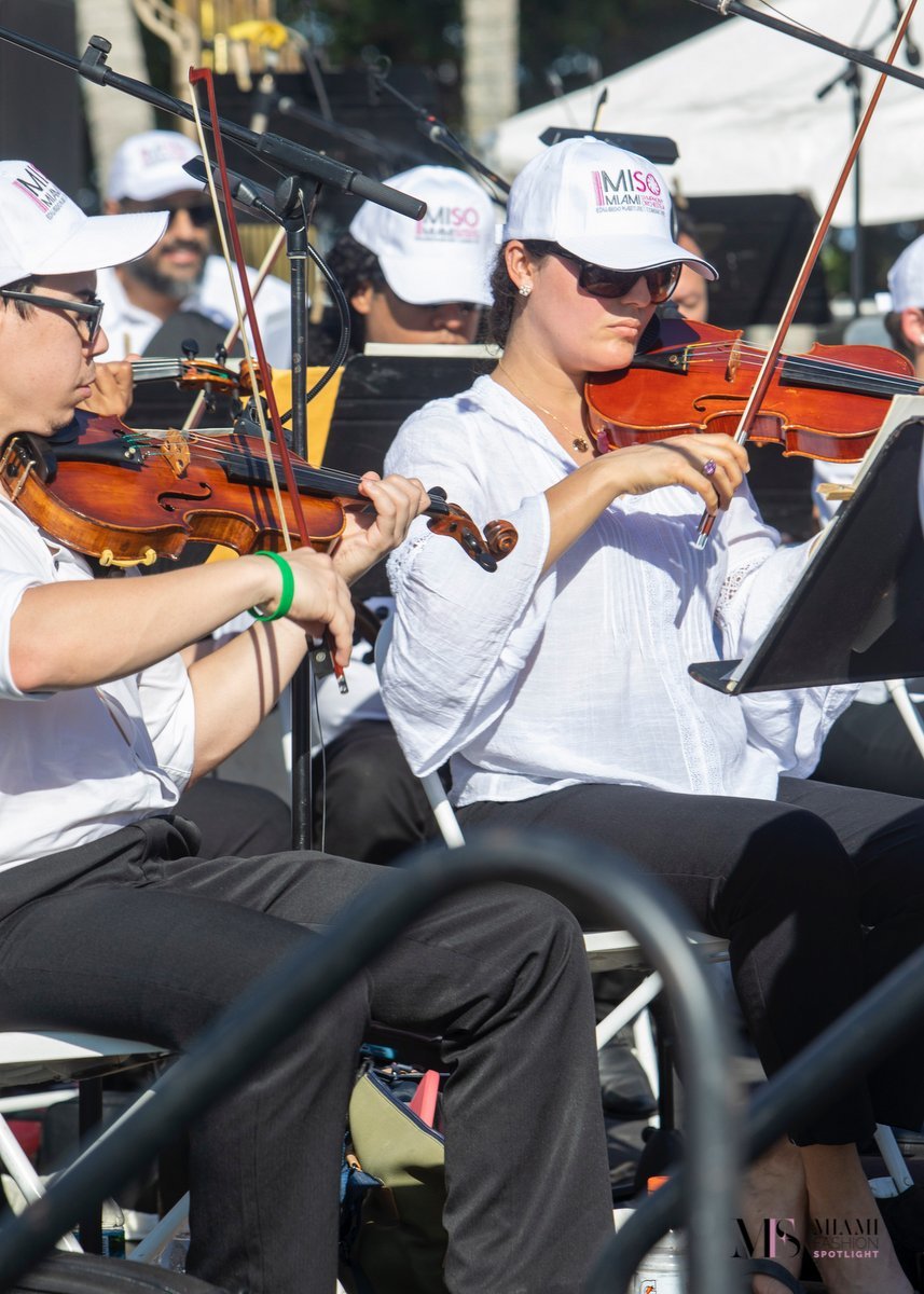 La Orquesta Sinfónica de Miami Celebra Temporada de Primavera con Concierto en el Histórico ‘Peacock Park’ 