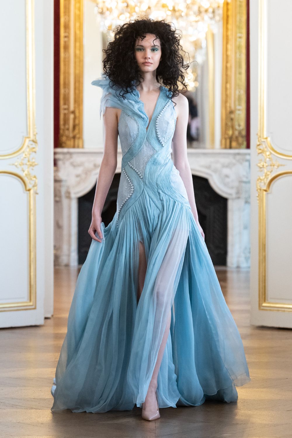 LA METAMORPHOSE Haute Couture Collection FW 22-23