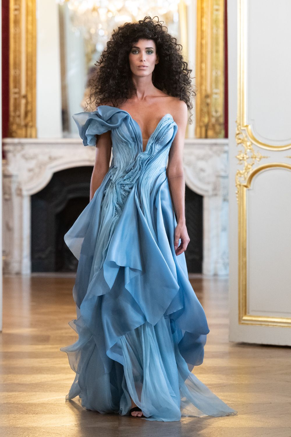 LA METAMORPHOSE Haute Couture Collection FW 22-23