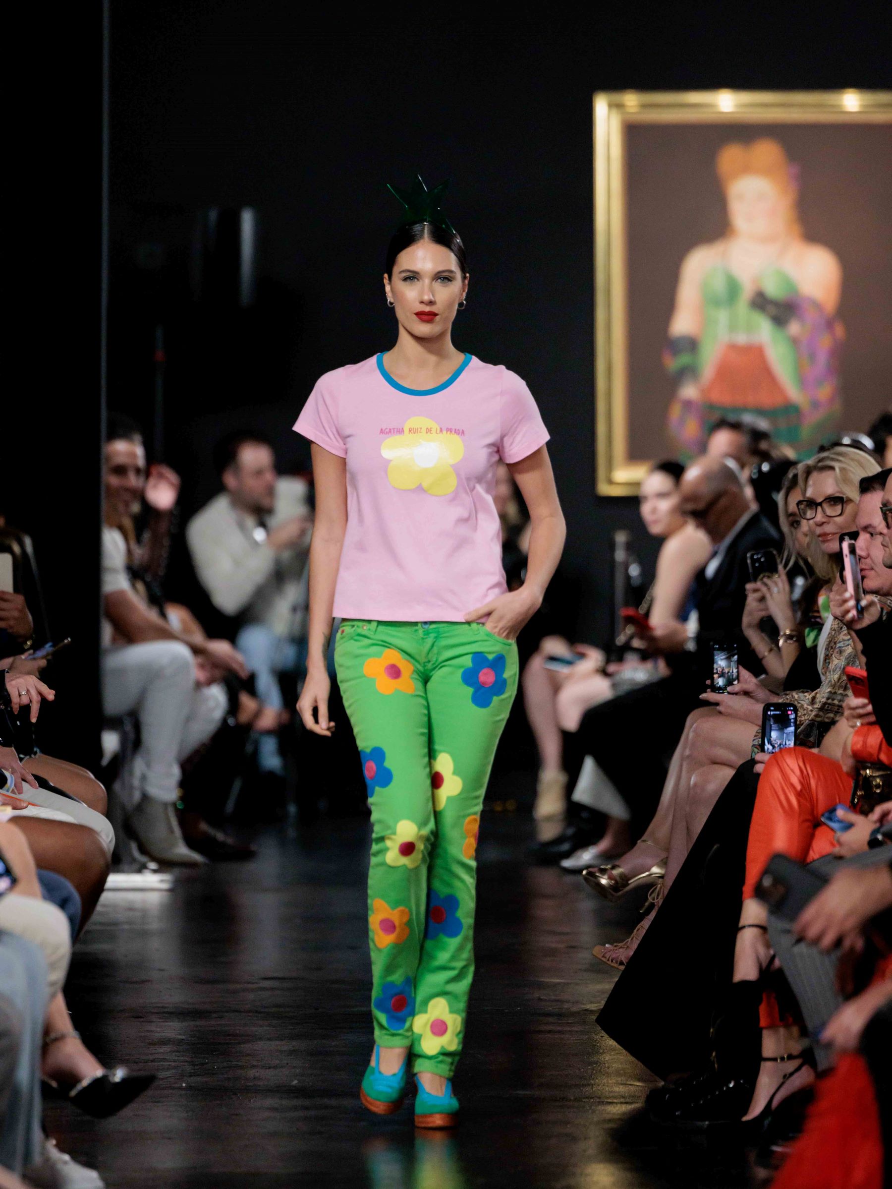 Cosima Ramirez: Radiating Glamour as She Captivates Miami Fashion Week with Agatha Ruiz de la Prada