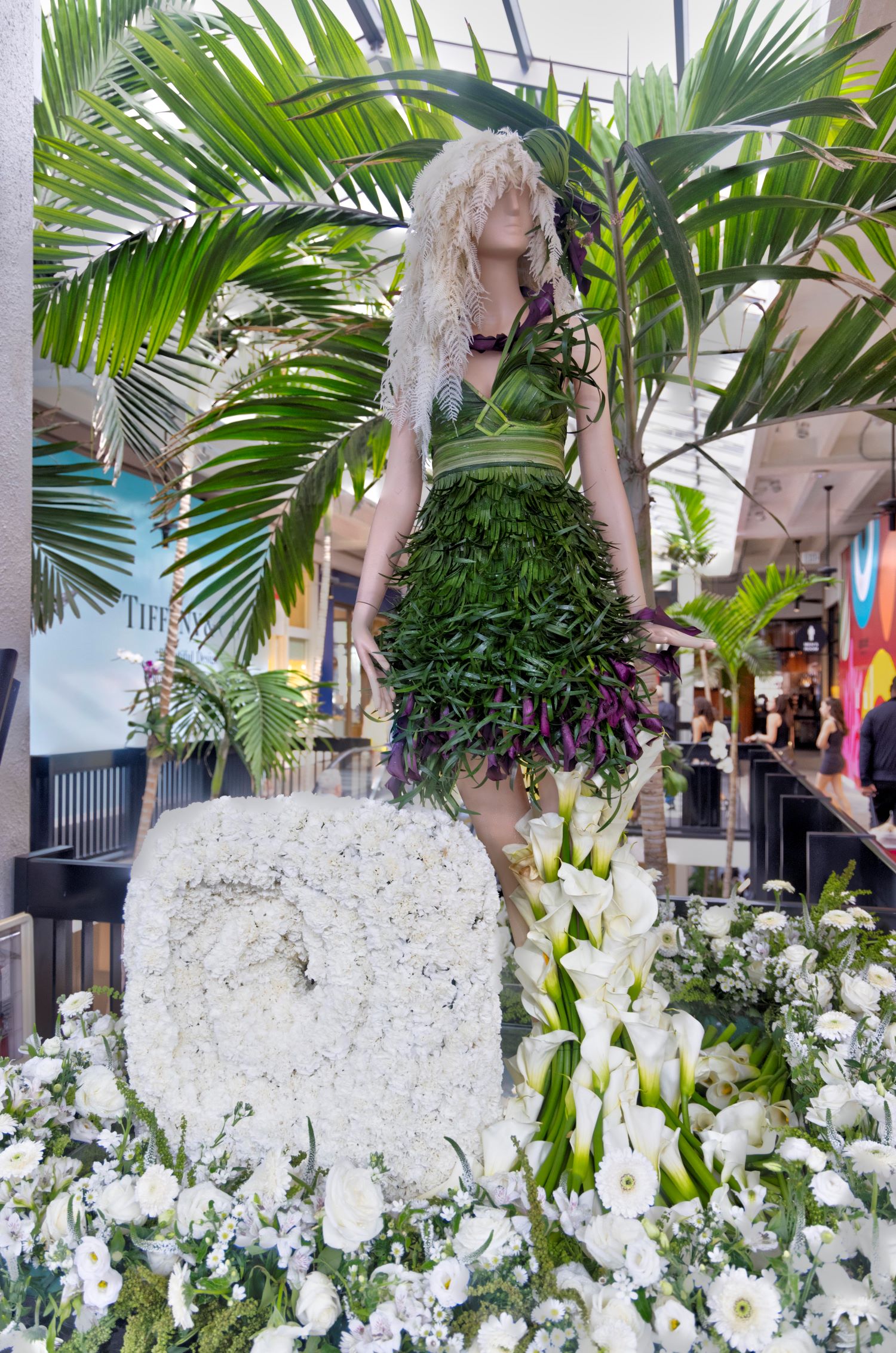 Bal Harbour Shops Unveils Fleurs de Villes ARTISTE 2024