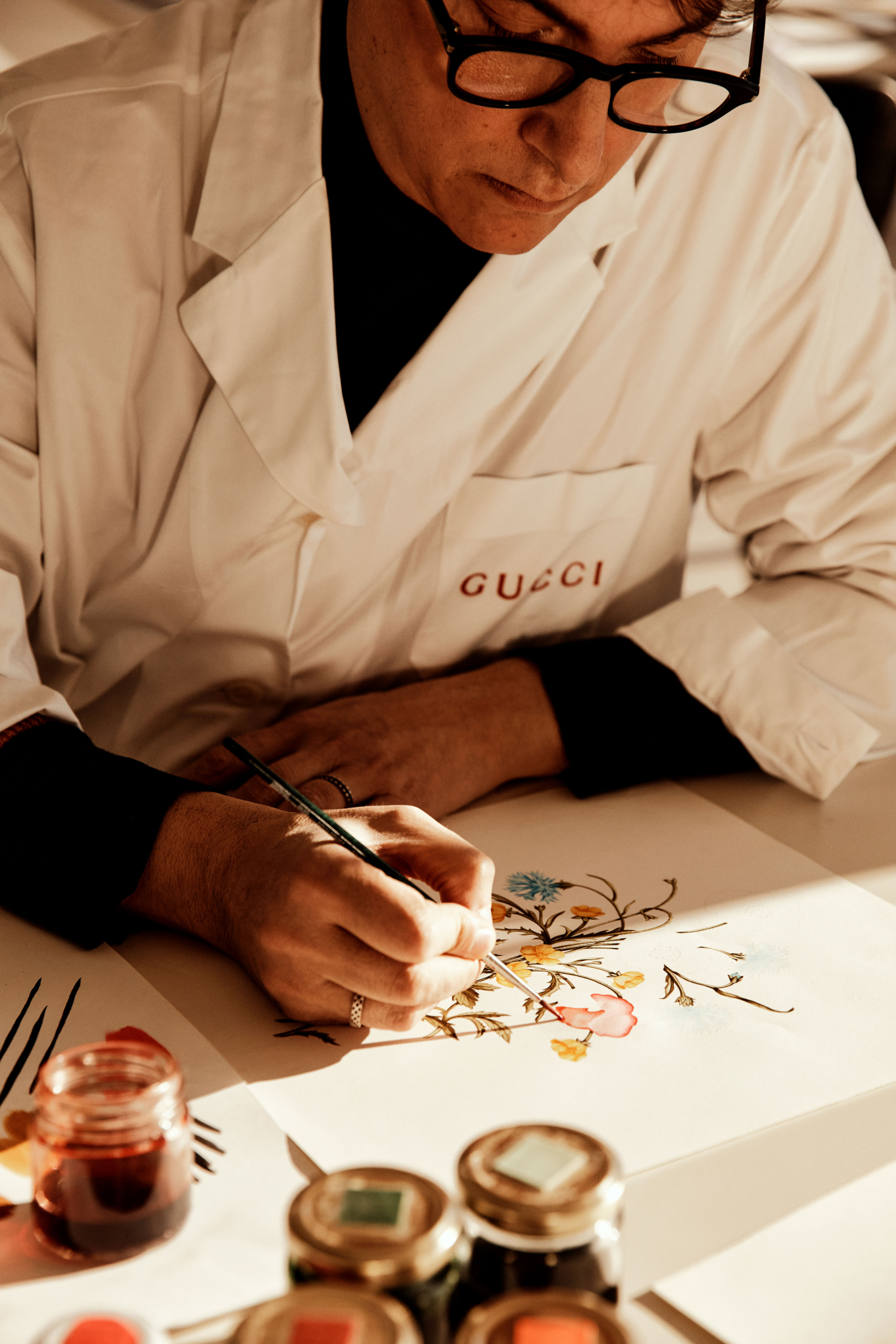 THE ART OF SILK PROJECT: OLIVER PILCHER ART DIRECTION BY ASSOULINE