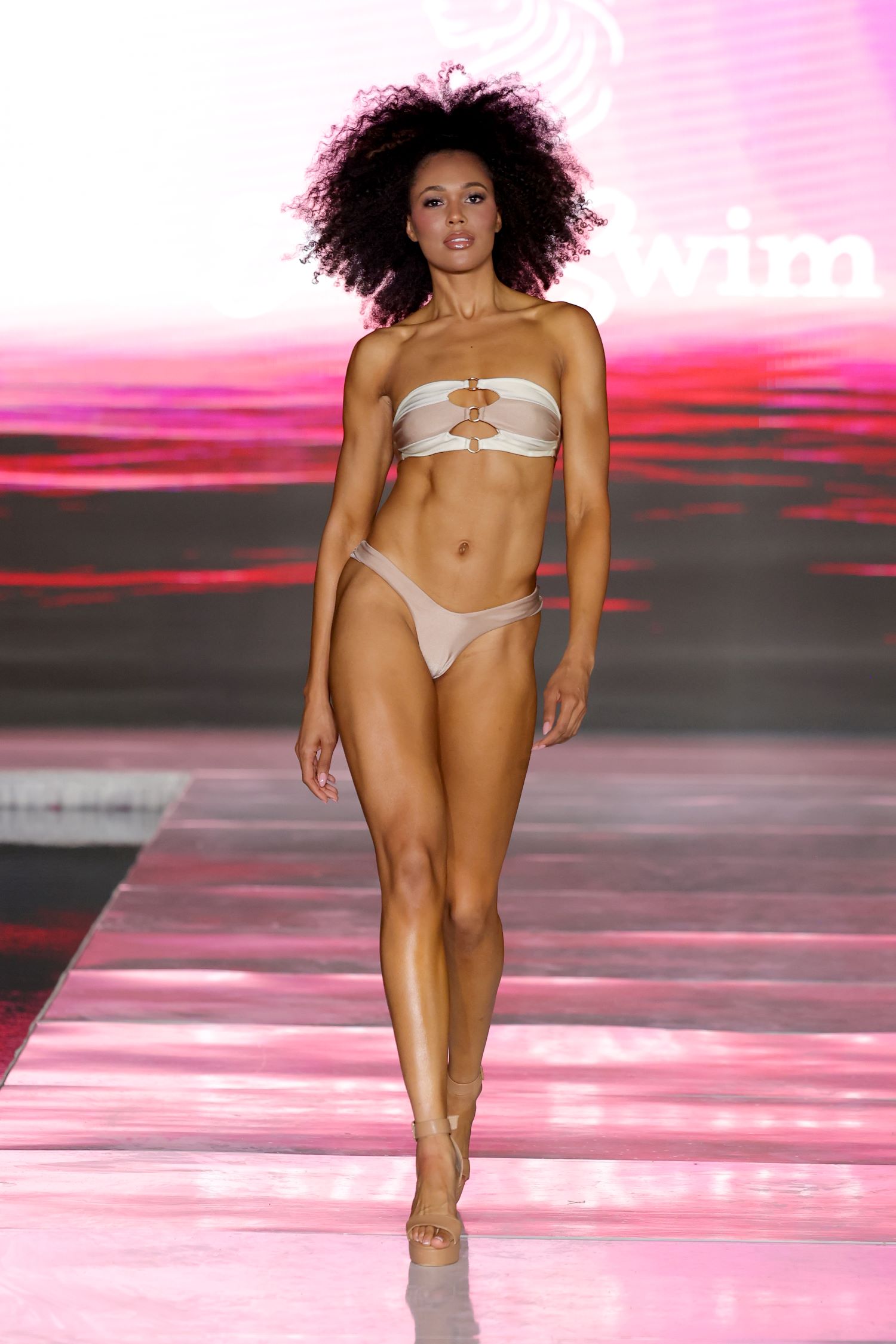 Ettis Swim