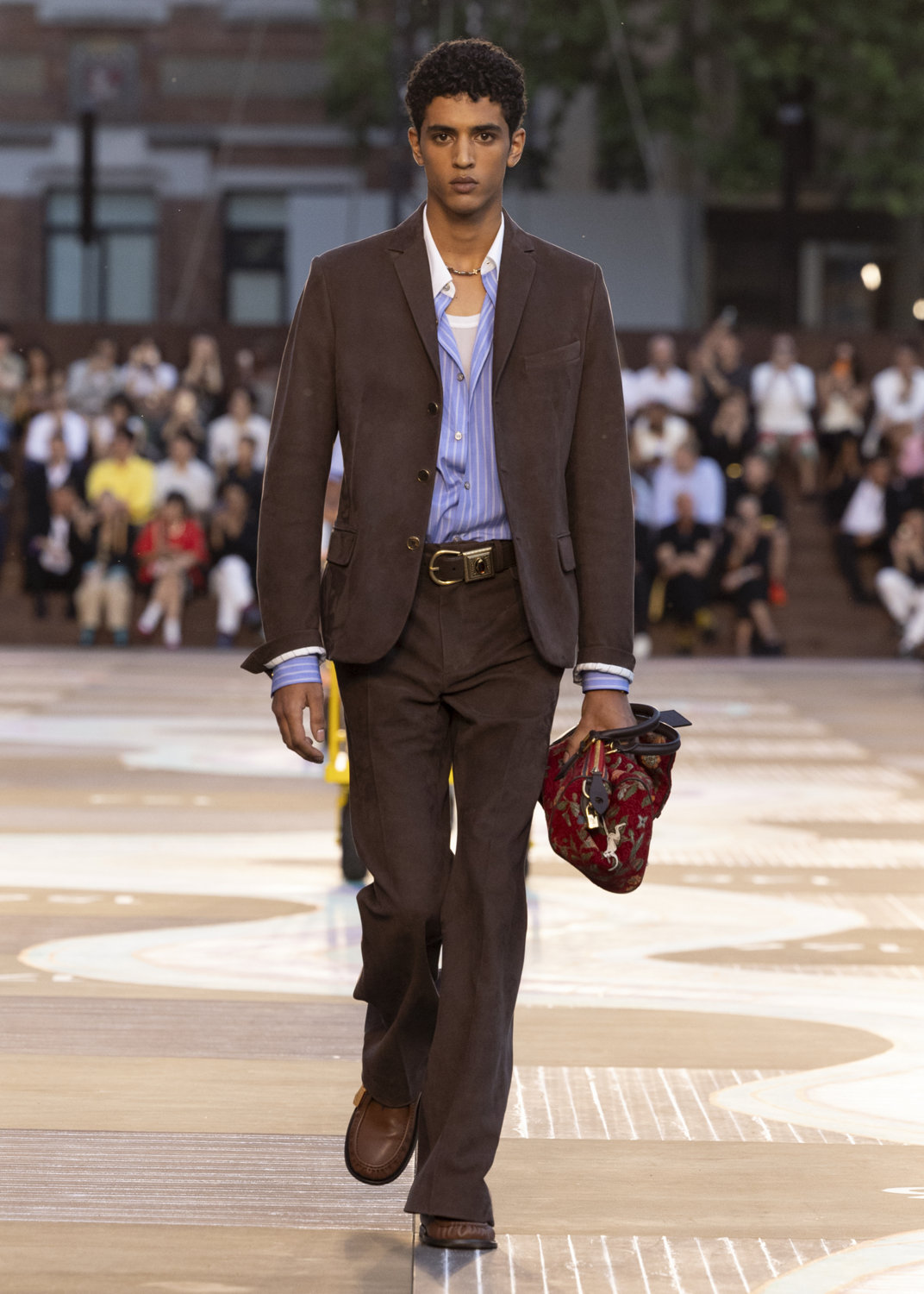 LOUIS VUITTON MEN'S SPRING-SUMMER 2026 COLLECTION SHOW