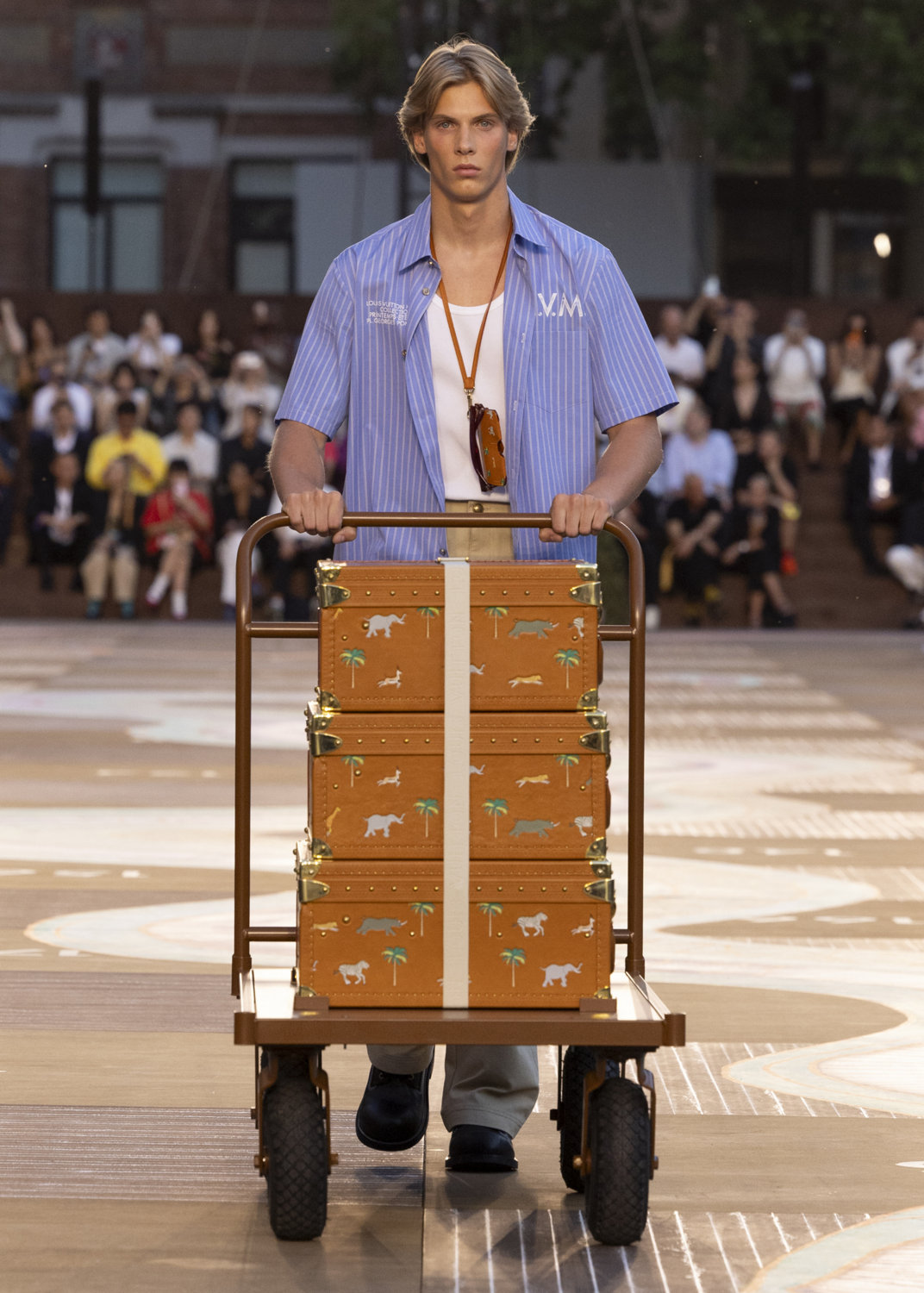 LOUIS VUITTON MEN'S SPRING-SUMMER 2026 COLLECTION SHOW