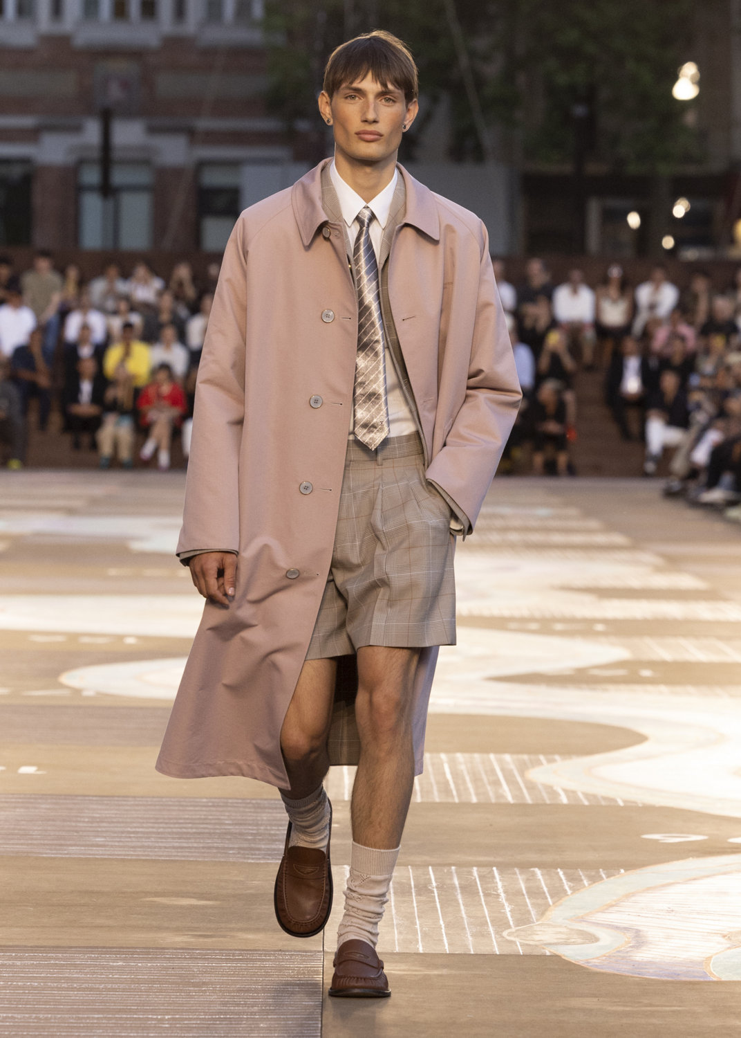 LOUIS VUITTON MEN'S SPRING-SUMMER 2026 COLLECTION SHOW