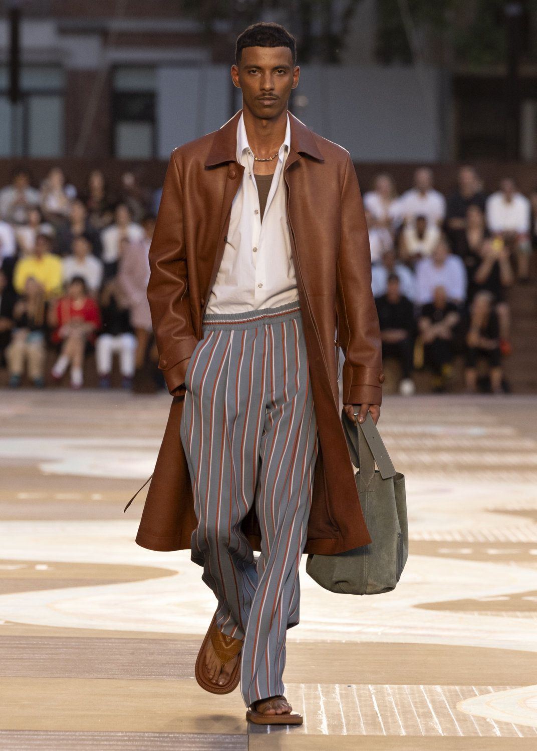LOUIS VUITTON MEN'S SPRING-SUMMER 2026 COLLECTION SHOW