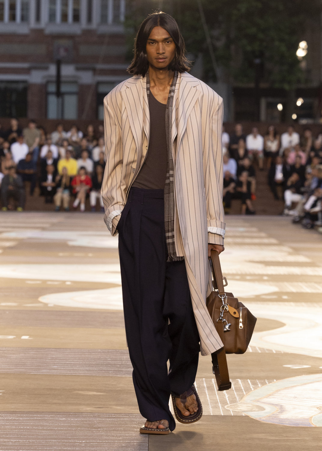 LOUIS VUITTON MEN'S SPRING-SUMMER 2026 COLLECTION SHOW