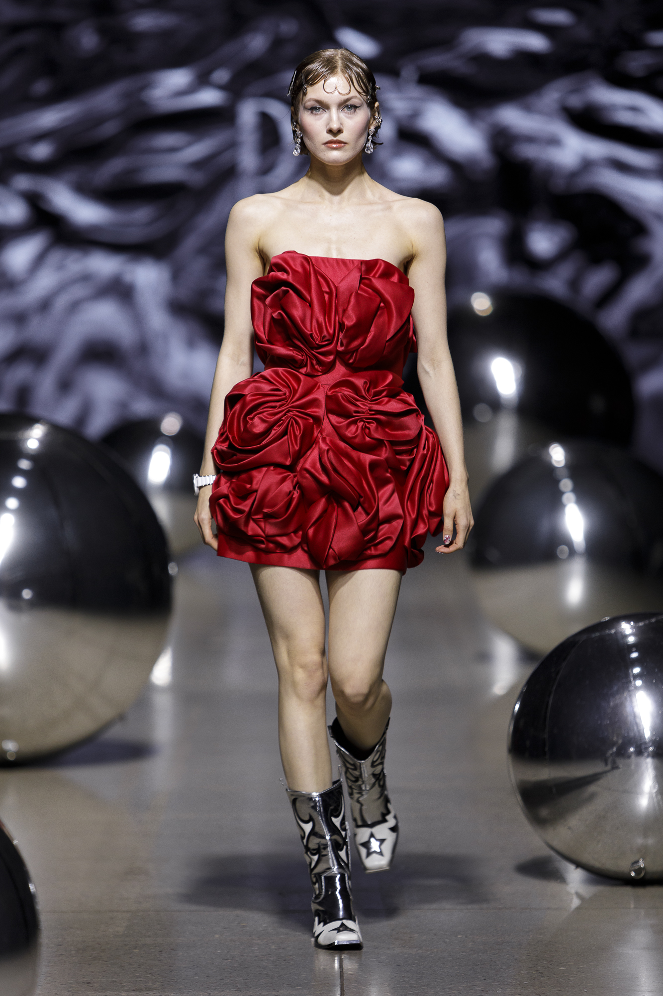 BAÉ’s SS25 Queen of Hearts collection