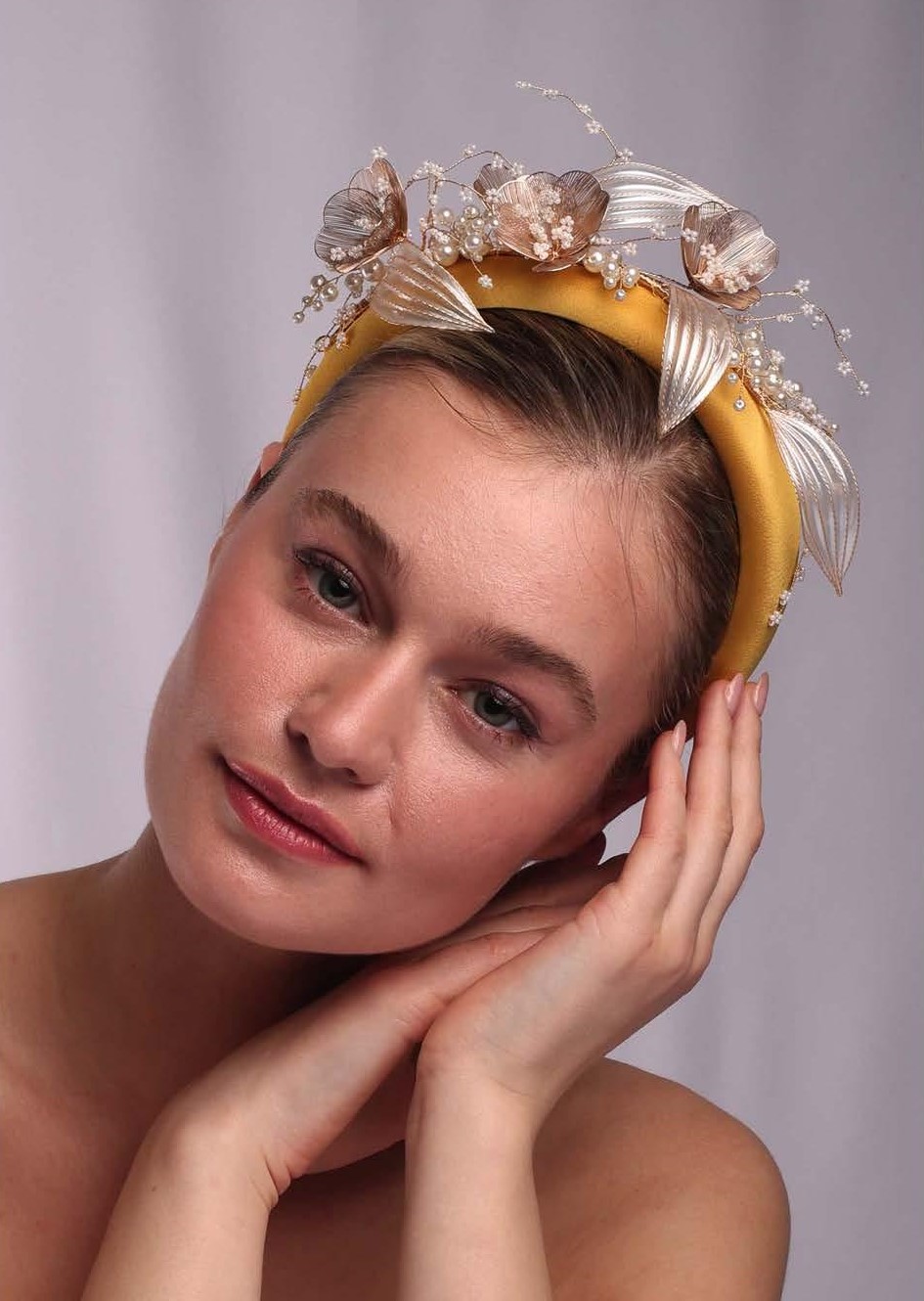 Merve Bayindir’s Headbands and Fascinators: The Must-Have Accessory for Summer 2025