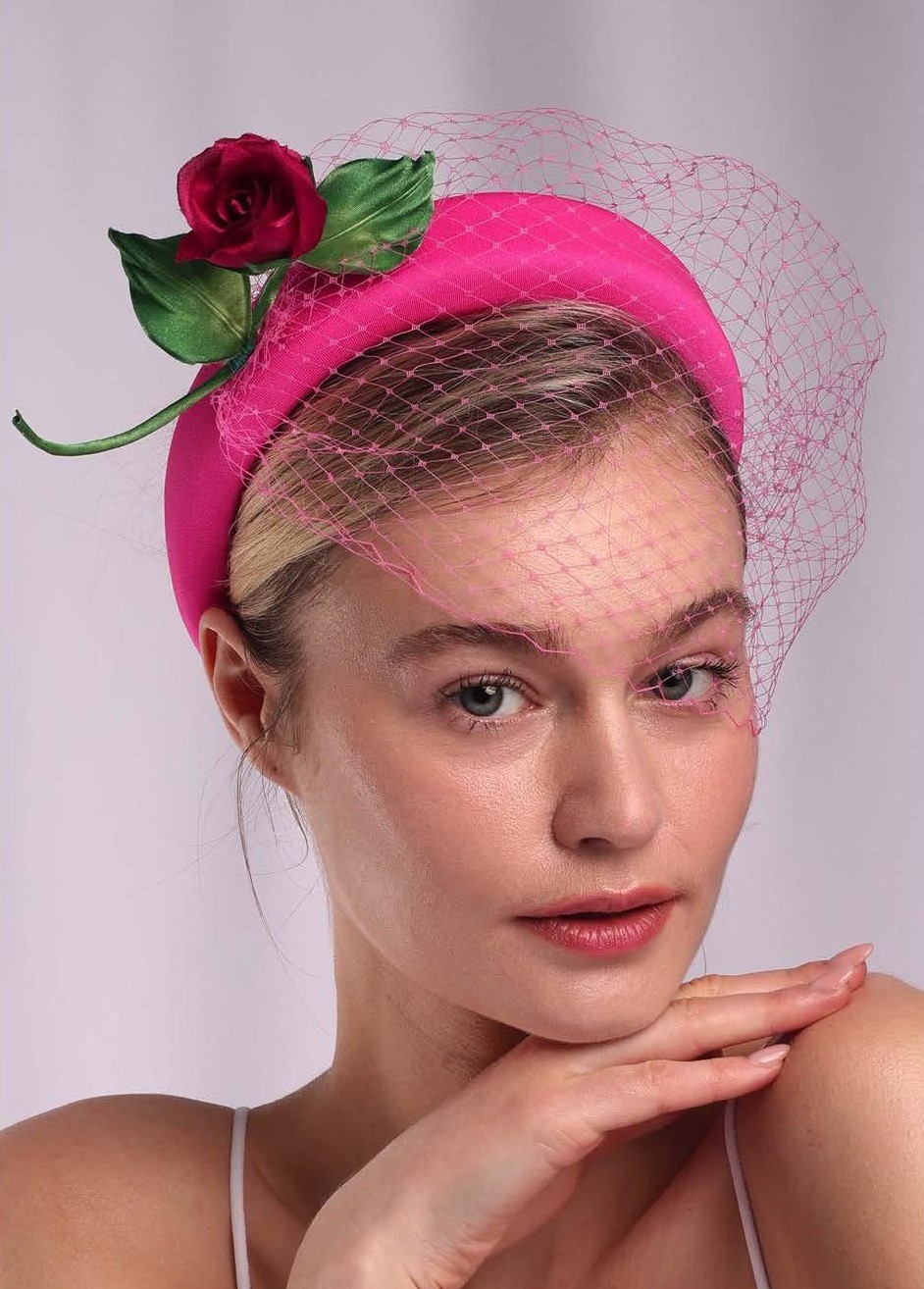 Merve Bayindir’s Headbands and Fascinators: The Must-Have Accessory for Summer 2025