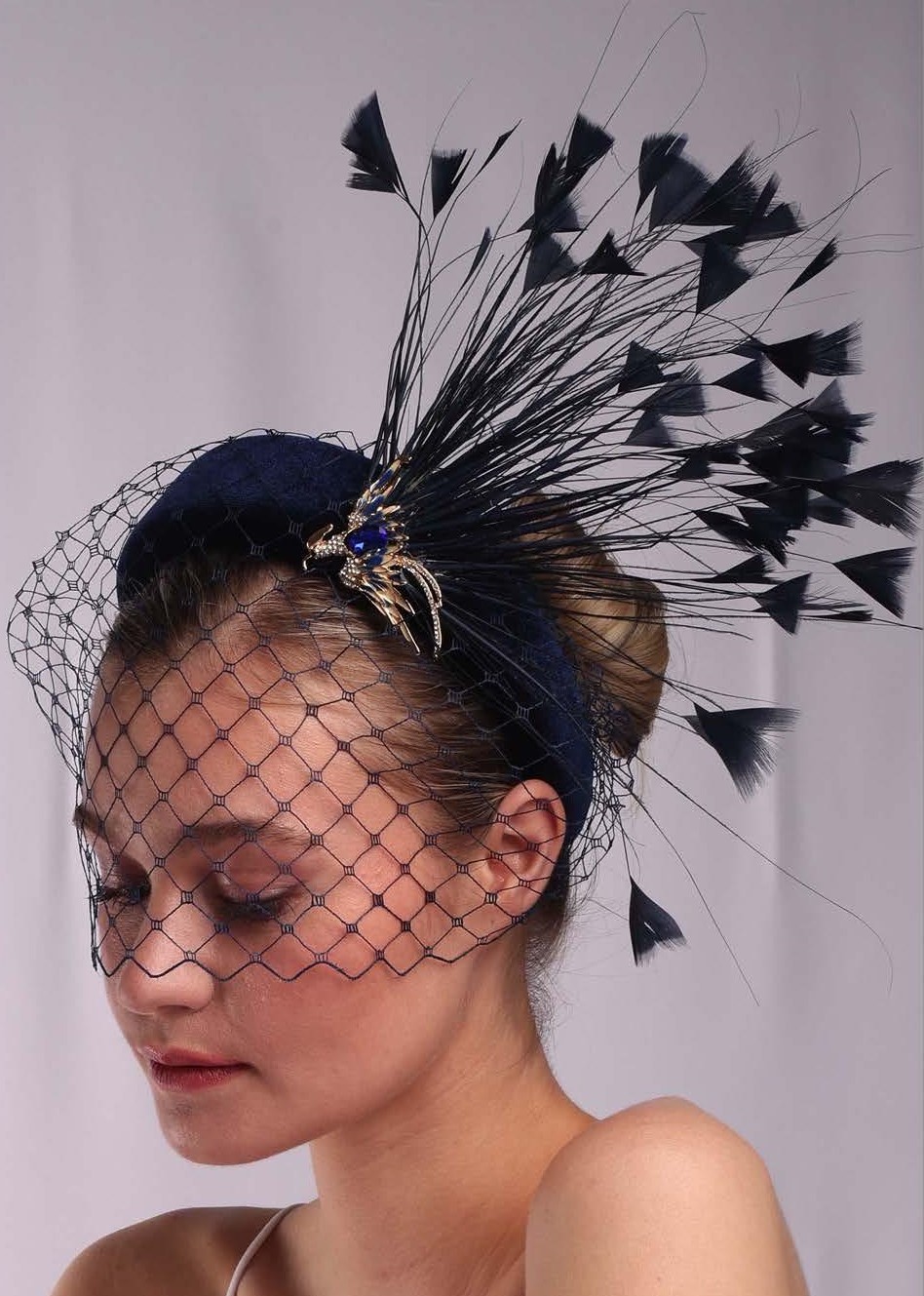 Merve Bayindir’s Headbands and Fascinators: The Must-Have Accessory for Summer 2025
