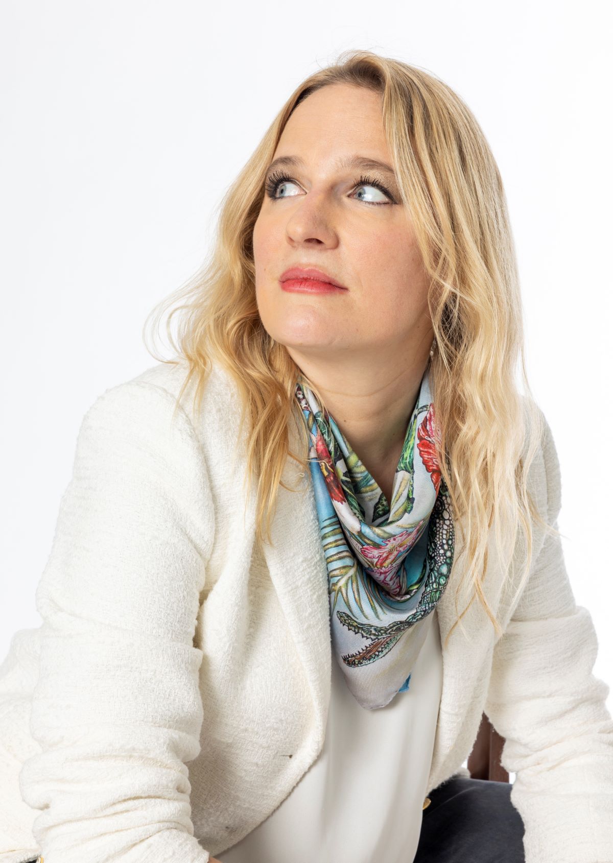 Headscarf SS25 Ginny Litscher: The IT Girl Accessory of the Season