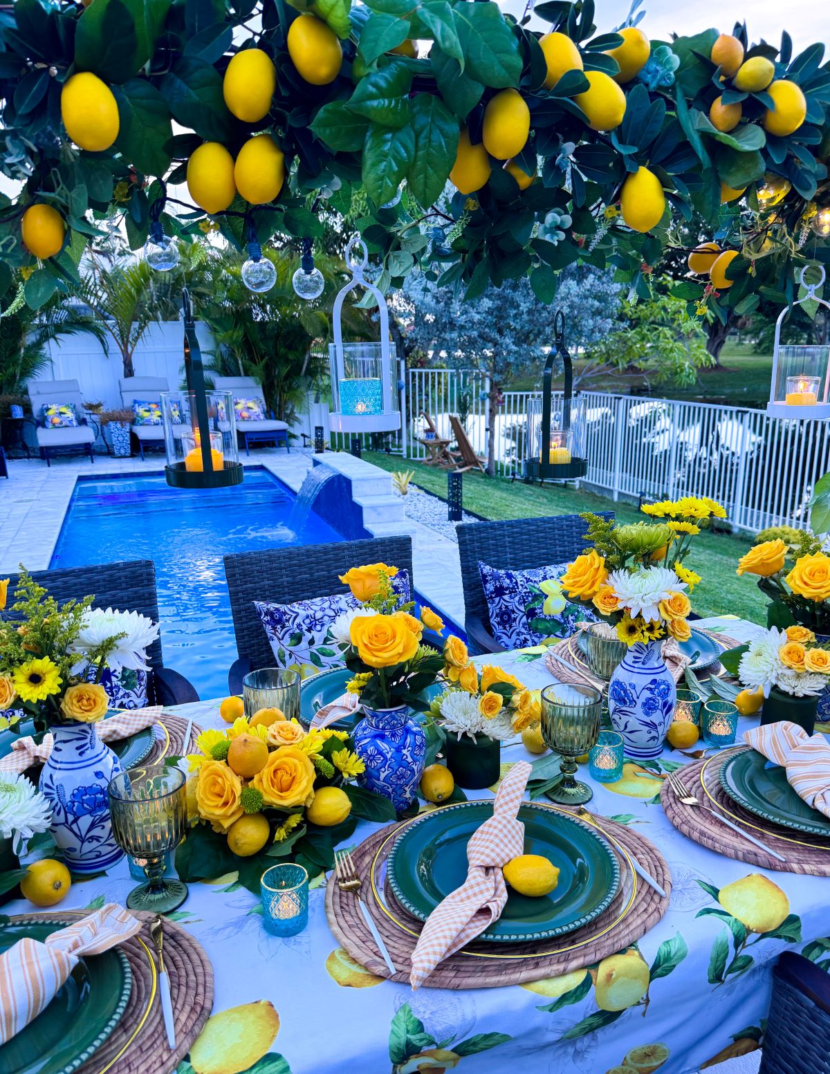 Amalfi Coast inspired table decor