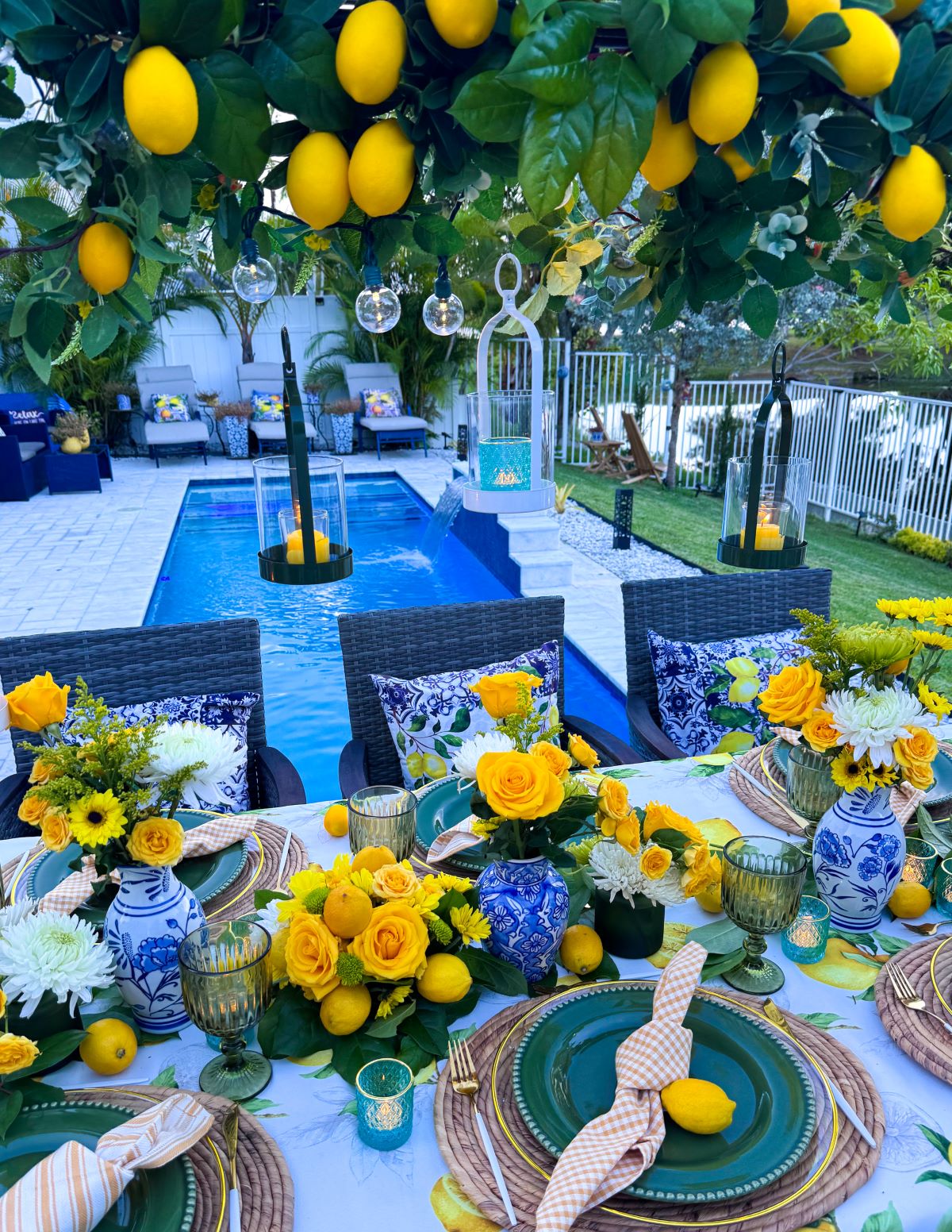 Amalfi Coast inspired table decor