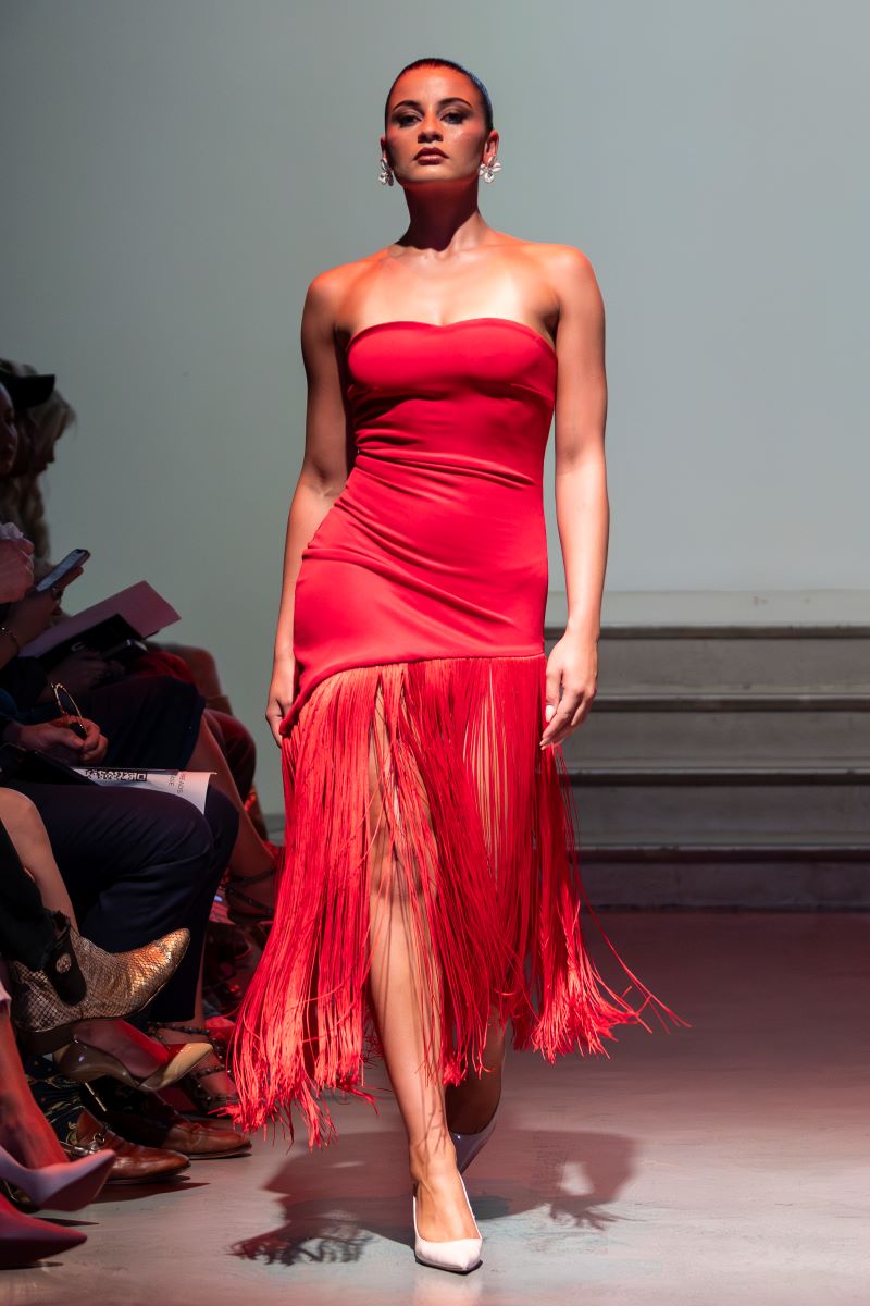 PEM – The Spirit Wears Red