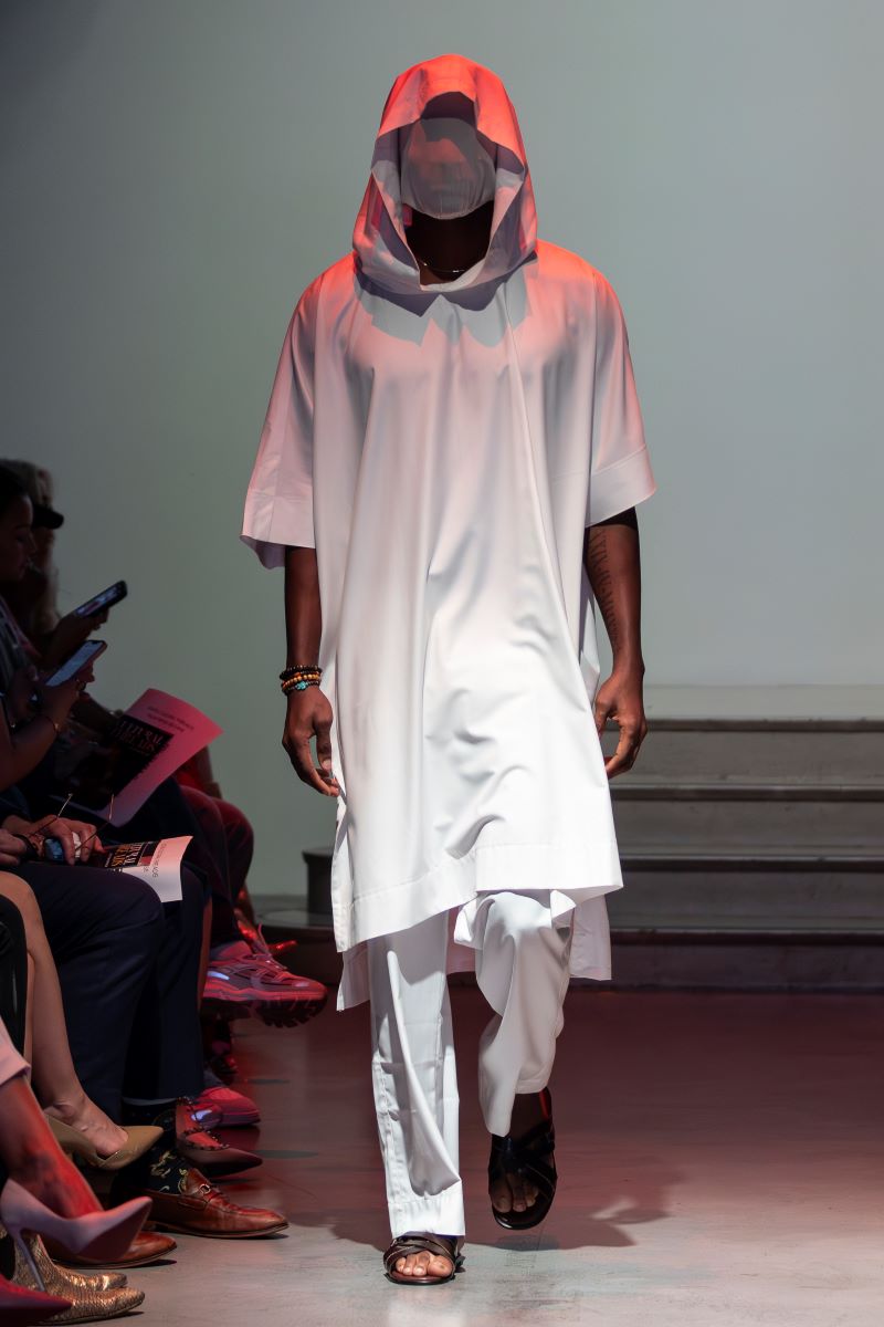 OOMO AJADI – White Oracle: The Eko Spirit Walk