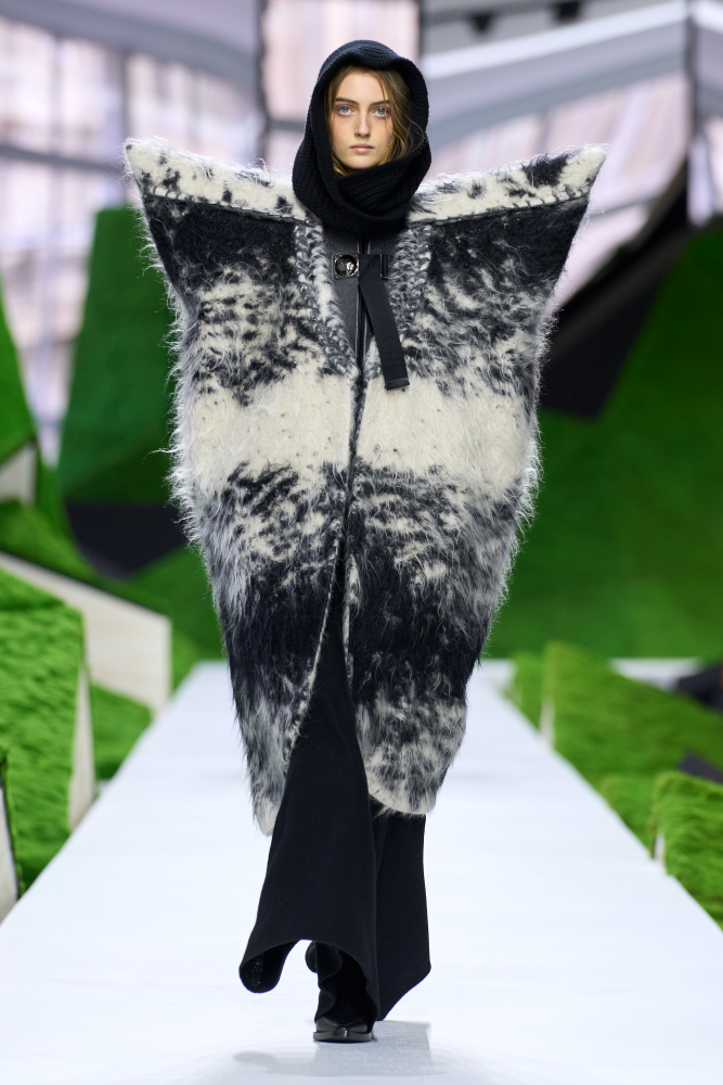 Louis Vuitton Fall-Winter 2026 Women’s Collection