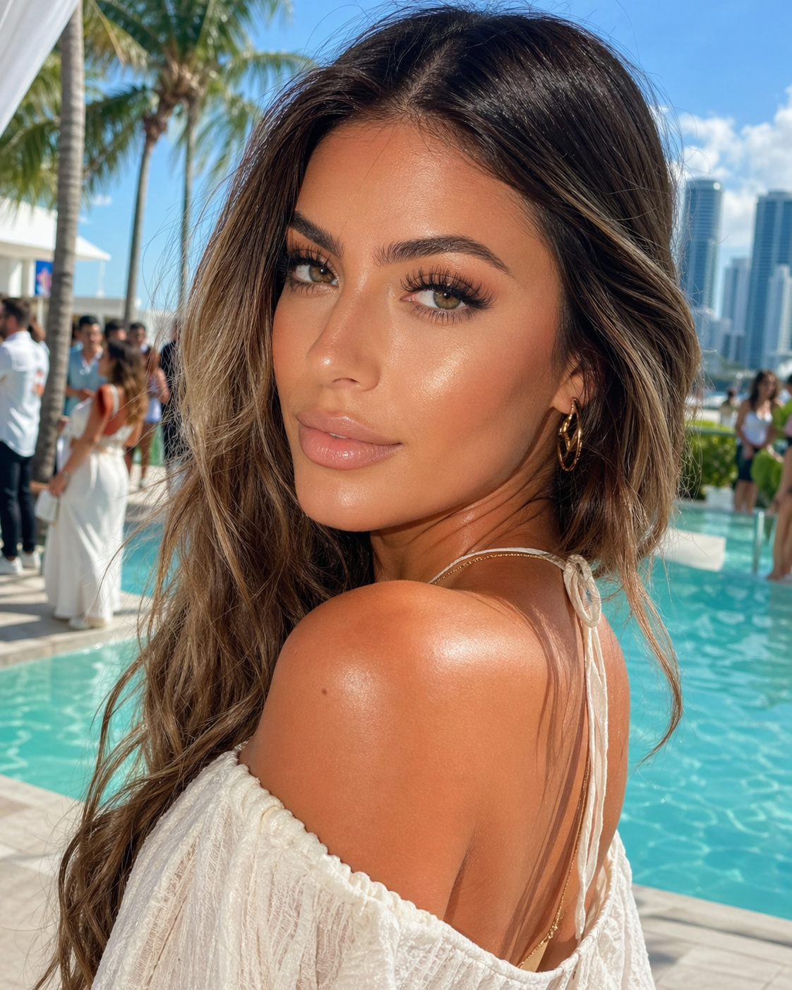 Summer Lash Extensions: Beach-Ready, Pool-Proof and Heat-Safe for Miami