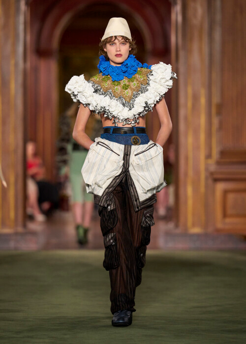 The Louis Vuitton Cruise 2027 Collection The Louis Vuitton Cruise 2027 Collection