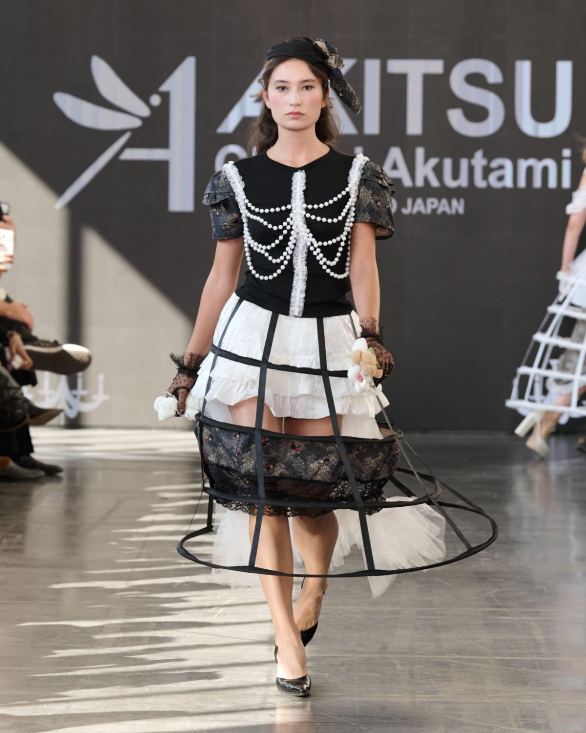AKITSU Blurs the Lines Between Fashion and Art
