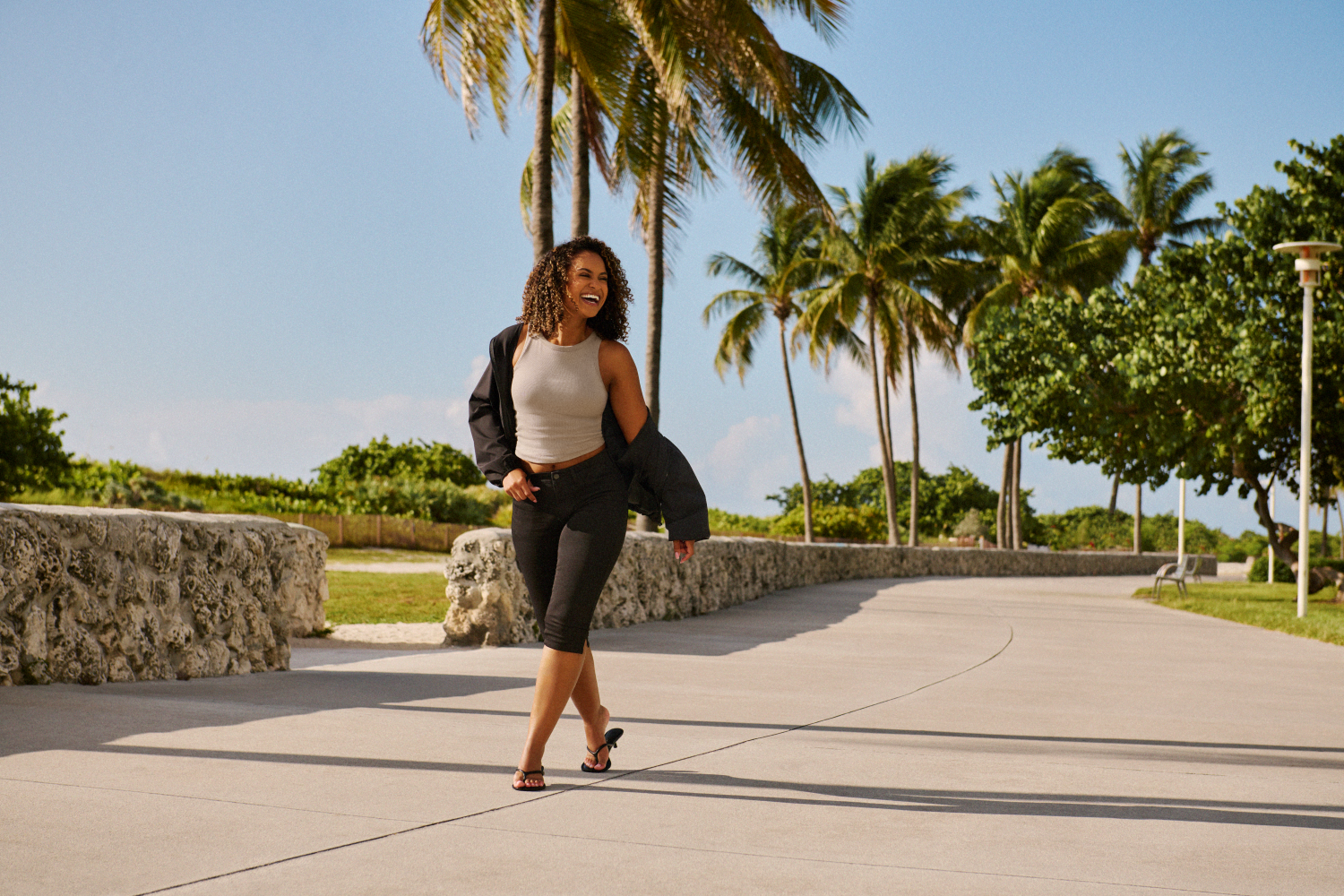 UNIQLO Miami: Japanese LifeWear Arrives at Aventura Mall and Lincoln Road This November UNIQLO Miami: Japanese LifeWear Arrives at Aventura Mall and Lincoln Road This November