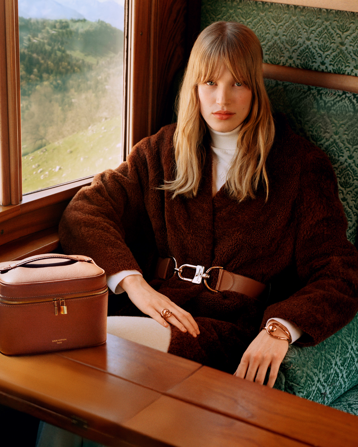 Louis Vuitton Flight Mode Autumn-Winter 2026 Redefines the Art of Travel Louis Vuitton Flight Mode Autumn-Winter 2026 Redefines the Art of Travel